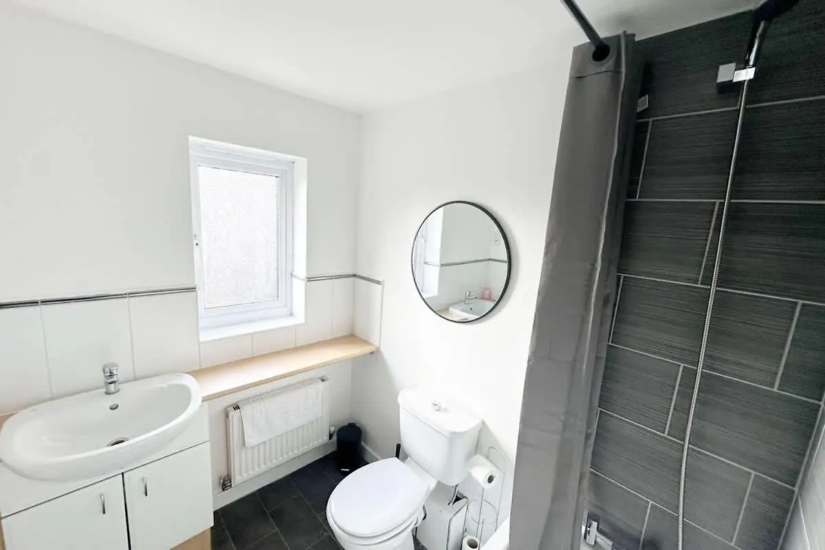 Maddren House By Blue Skies Stays Middlesbrough Semesterbostad